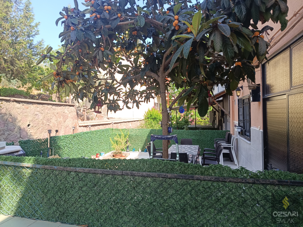 BORNOVA ATATÜRK MAHALLESİNDE MÜSTAKİL 3+1DUBLEKS BAHÇELİ SATILIK