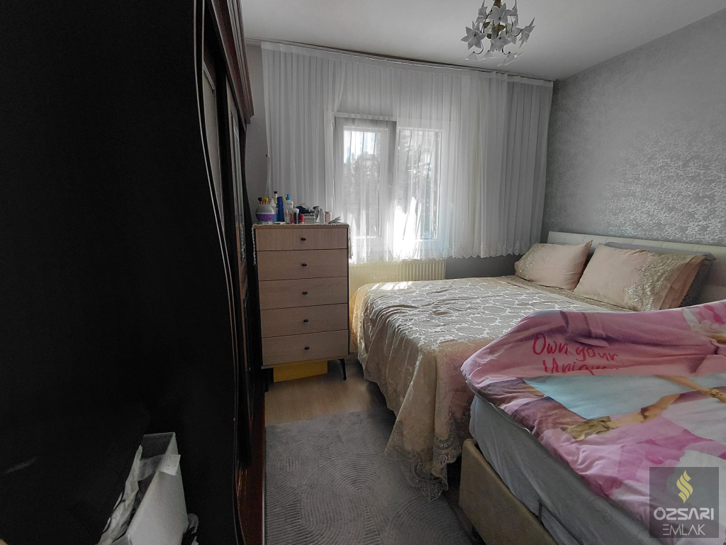 BORNOVA EVKA4 FULL YAPILI GÜNEYCEPHE 2+1 SATILIK DAİRE