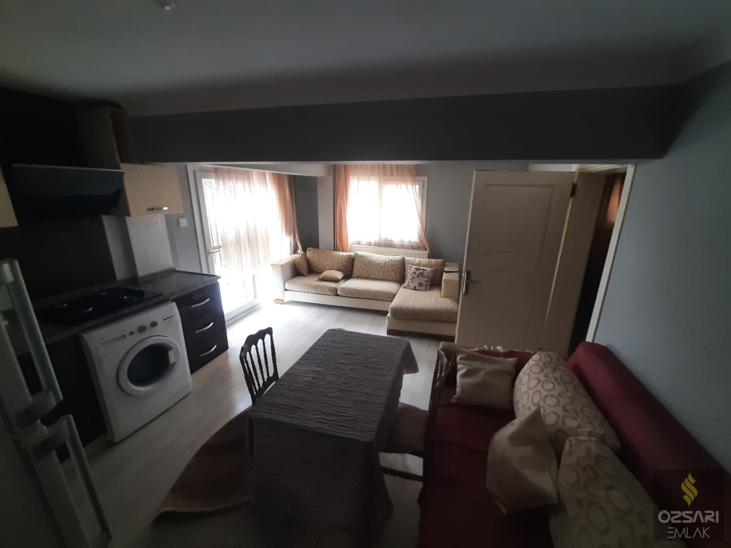 Bornova Atatürk mah. Eşyalı 1+1 kiralık Daire