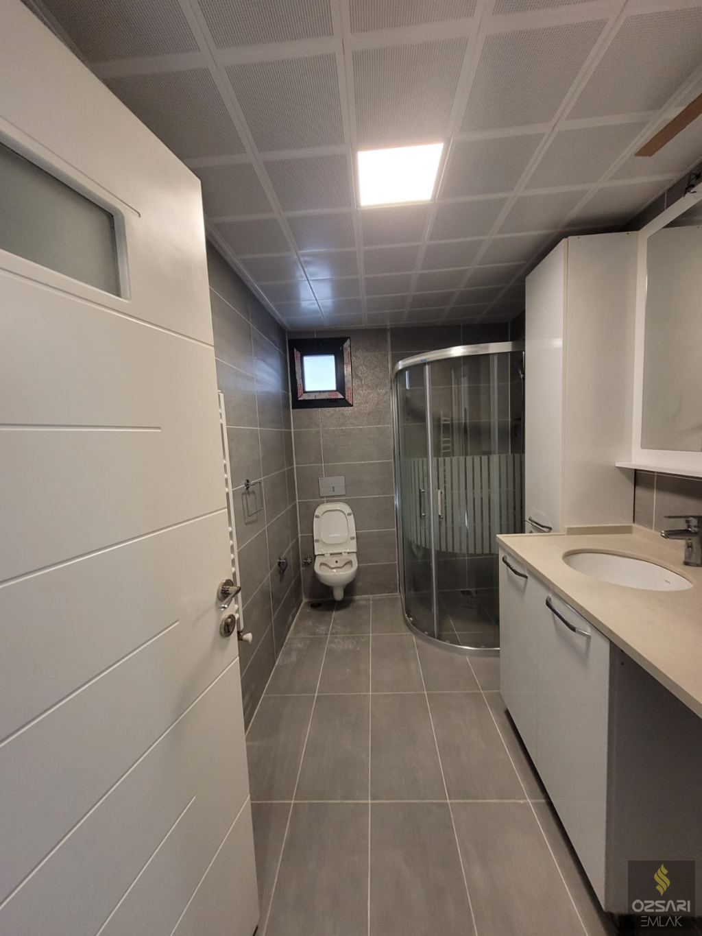 Bornova İnönü mah. 2+1 doğalgazlı klimalı, Deniz manzaralı kiralık DairE