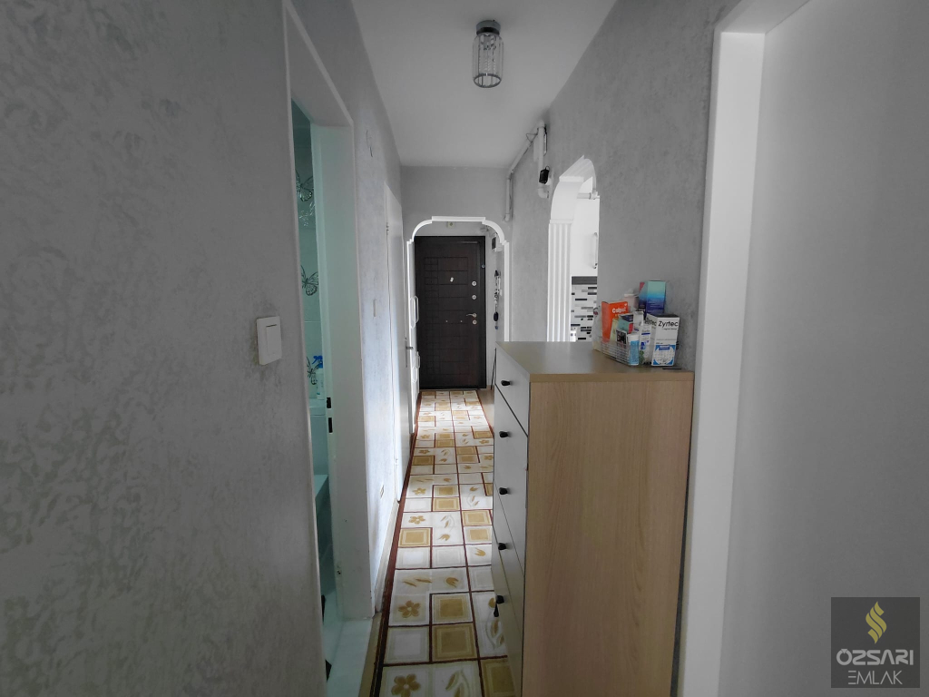 BORNOVA EVKA4 FULL YAPILI GÜNEYCEPHE 2+1 SATILIK DAİRE