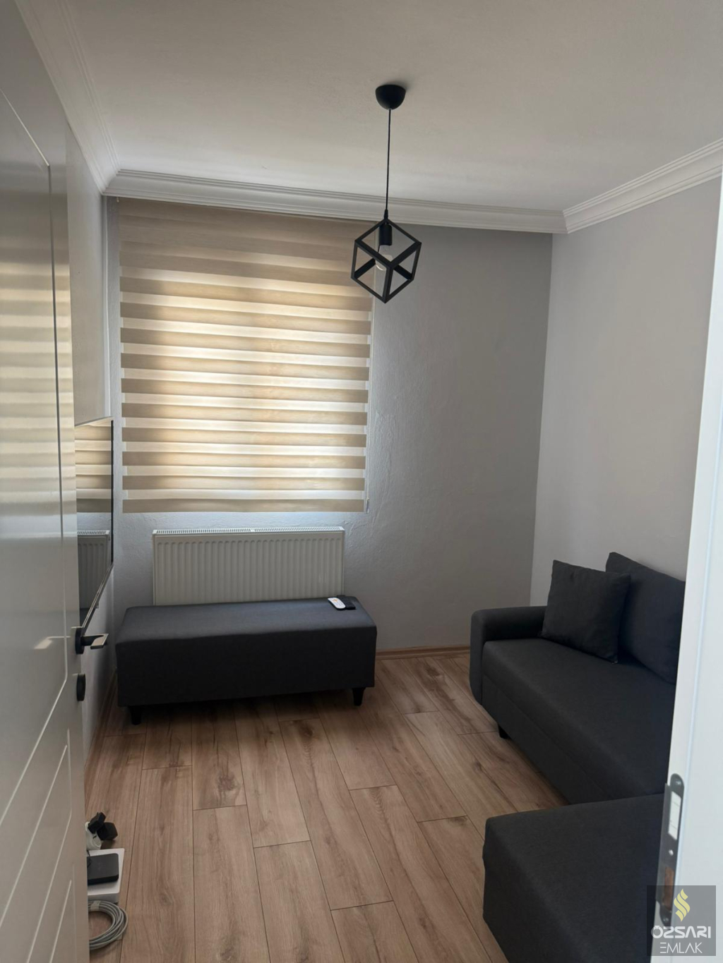 BORNOVA EVKA 4 FULL EŞYALI DOĞALGAZLI KİRALIK DAİRE