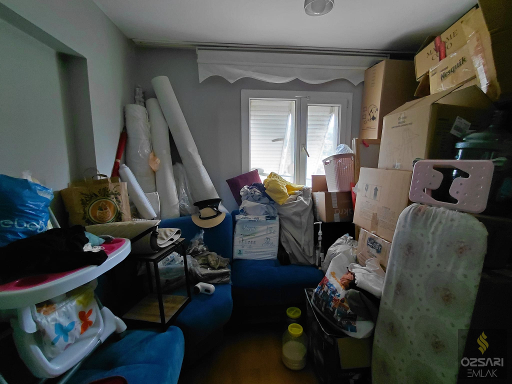 BORNOVA EVKA4 FULL YAPILI 2+1 SATILIK KAPALI MUTFAK DAİRE