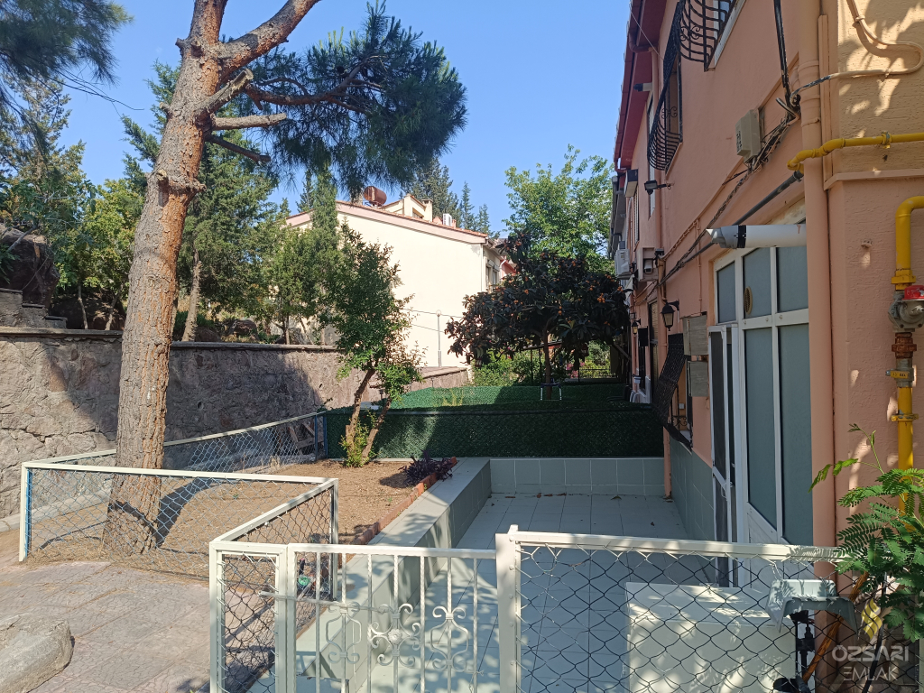 BORNOVA ATATÜRK MAHALLESİNDE MÜSTAKİL 3+1DUBLEKS BAHÇELİ SATILIK