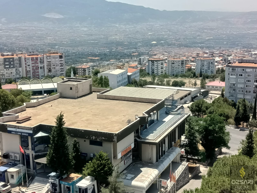BORNOVA EVKA 4  MİGROS KARŞISI 2+1 DOĞALGAZLI KİRALIK DAİRE