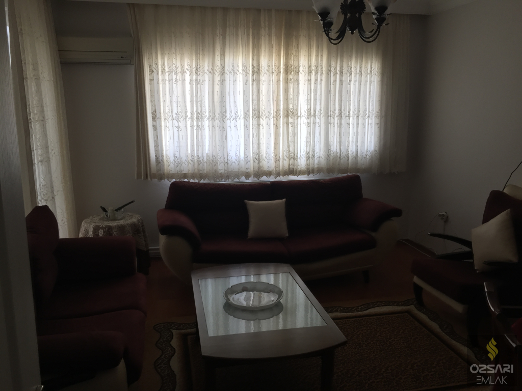 BORNOVA EVKA 4 MAHALLESİNDE FULL EŞYALI DOĞALGAZLI KLİMALI KİRALIK DAİRE