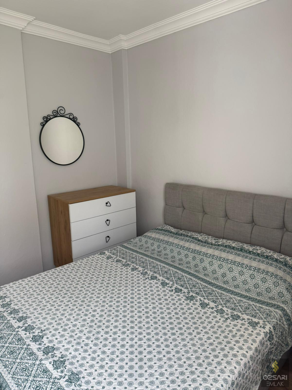 BORNOVA EVKA 4 FULL EŞYALI DOĞALGAZLI KİRALIK DAİRE