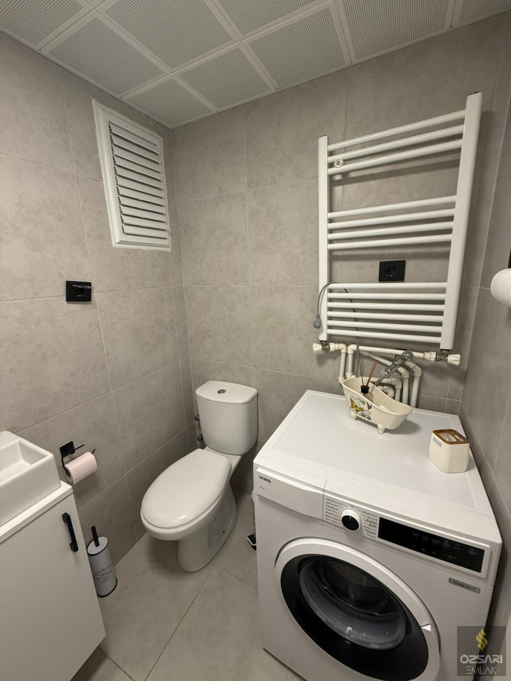 BORNOVA EVKA 4 FULL EŞYALI DOĞALGAZLI KİRALIK DAİRE