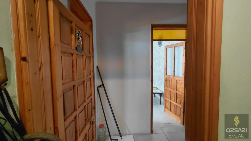 BORNOVA İNÖNÜ MAHALLESİNDE 3+1 KİRALIK DAİRE