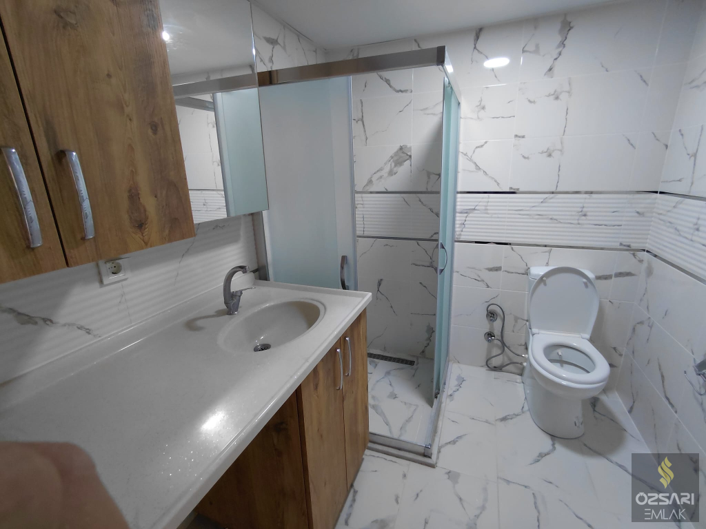 BORNOVA EVKA 4 3+1 YAPILI DOĞALGAZLI KİRALIK DAİRE