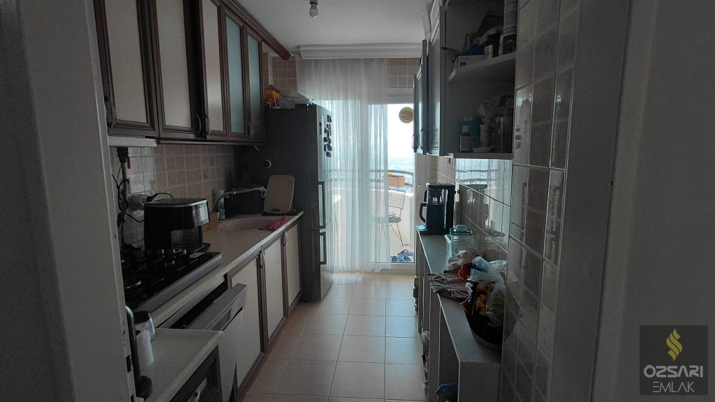 BORNOVA EVKA4 FULL DENİZ MANZARALI GÜNEY CEPHE DOĞALGAZLI ACİL SATILIK DAİRE