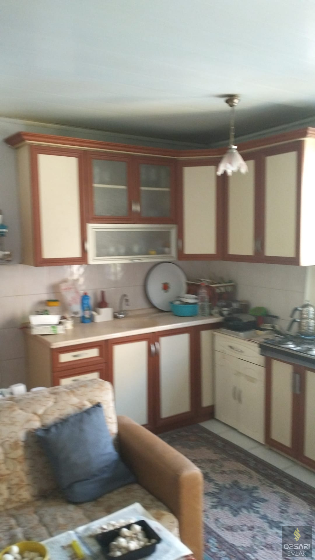 Bornova Atatürk Mah. 2katlı, 2daireli, Bahçeli Müstakil Satılık Bina