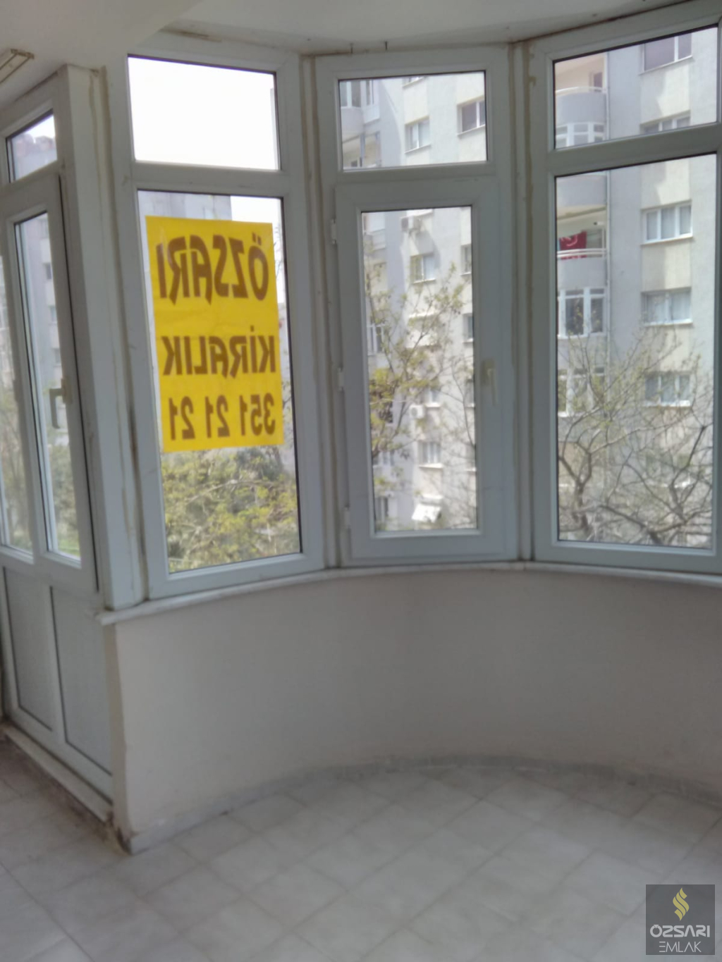 BORNOVA EVKA 4 3+1 DOĞALGAZLI KİRALIK DAİRE