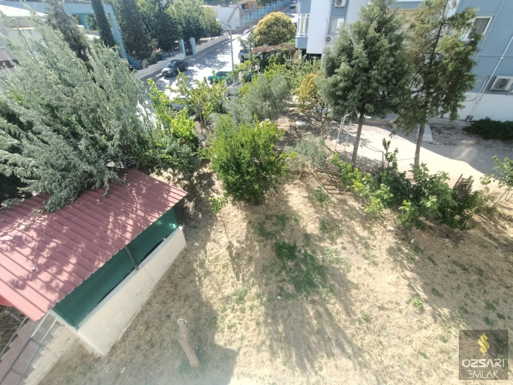 BORNOVA EVKA 4 2+1 AÇIK MUTFAK KİRALIK DAİRE