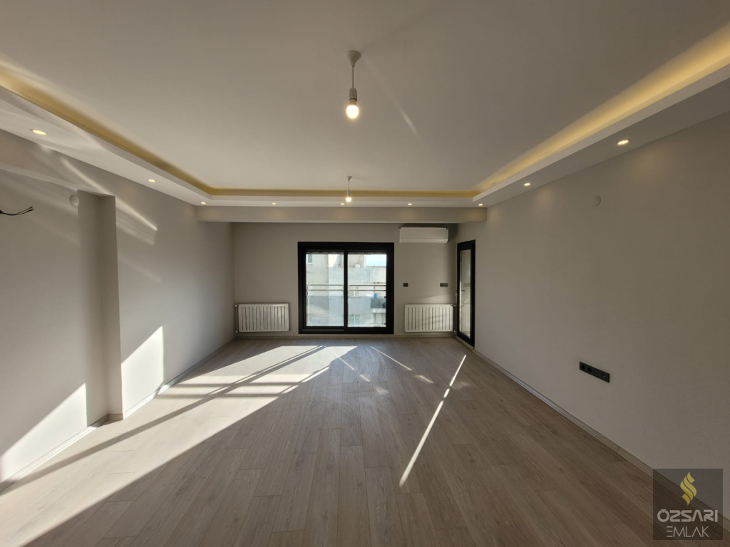 Bornova İnönü mah. 2+1 doğalgazlı klimalı,Deniz ve Bahçe manzaralı kiralık Daire