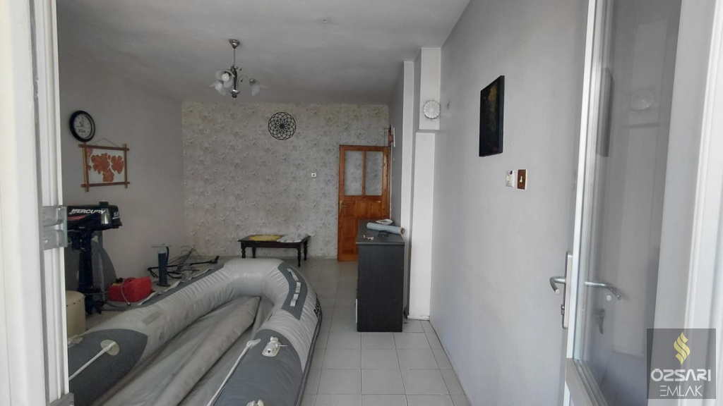 BORNOVA İNÖNÜ MAHALLESİNDE 3+1 KİRALIK DAİRE