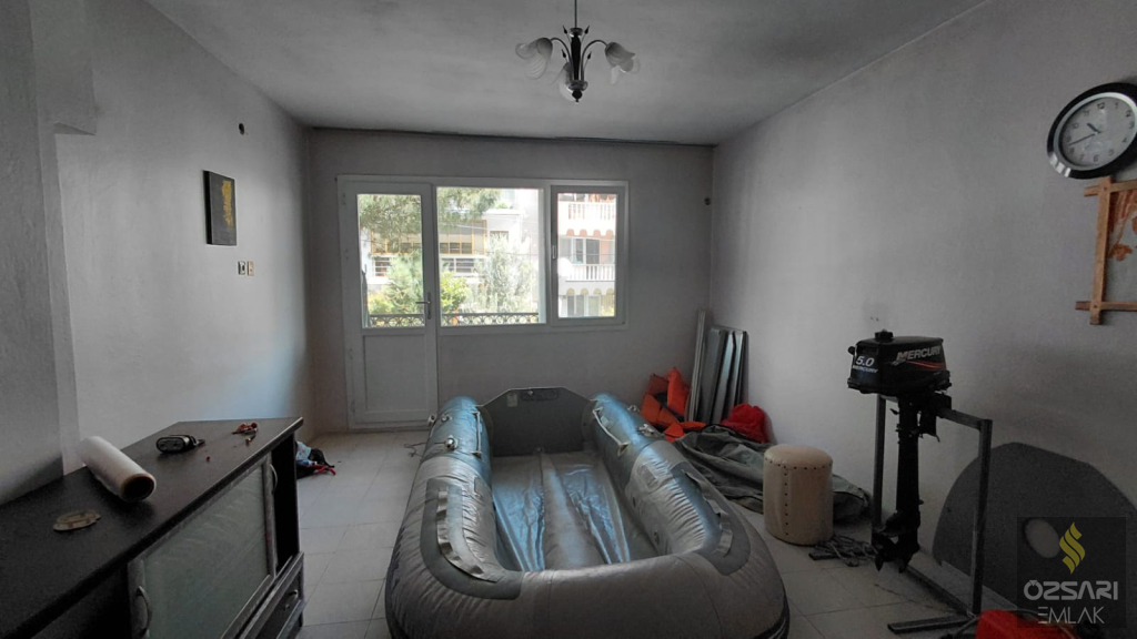 BORNOVA İNÖNÜ MAHALLESİNDE 3+1 KİRALIK DAİRE