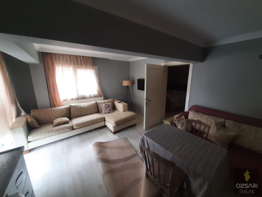 Bornova Atatürk mah. Eşyalı 1+1 kiralık Daire