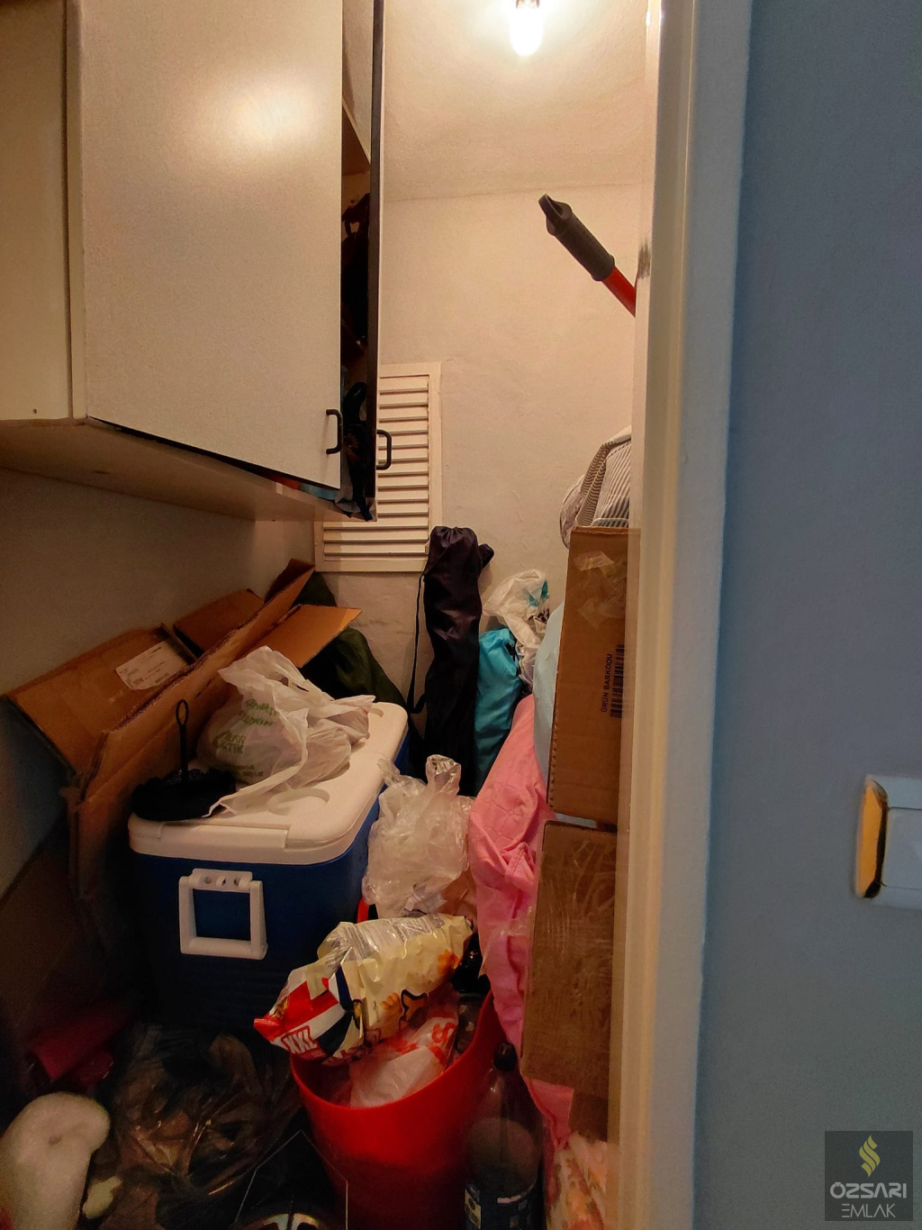 BORNOVA EVKA4 FULL YAPILI 2+1 SATILIK KAPALI MUTFAK DAİRE