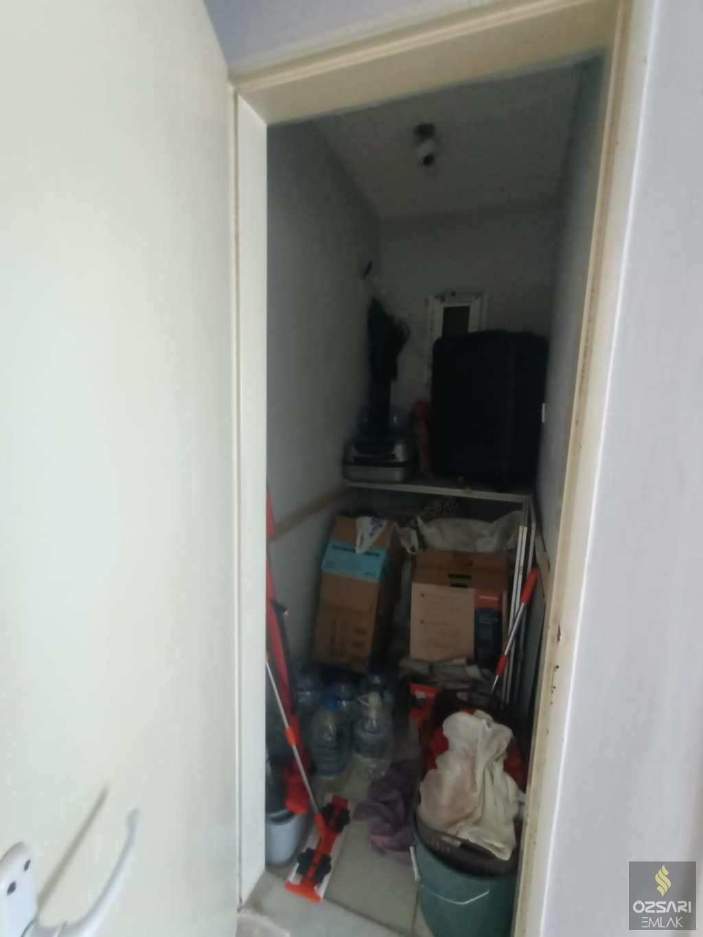 BORNOVA EVKA 4 KUPON DOĞALGAZLI GÜNEY CEPHE SATILIK DAİRE