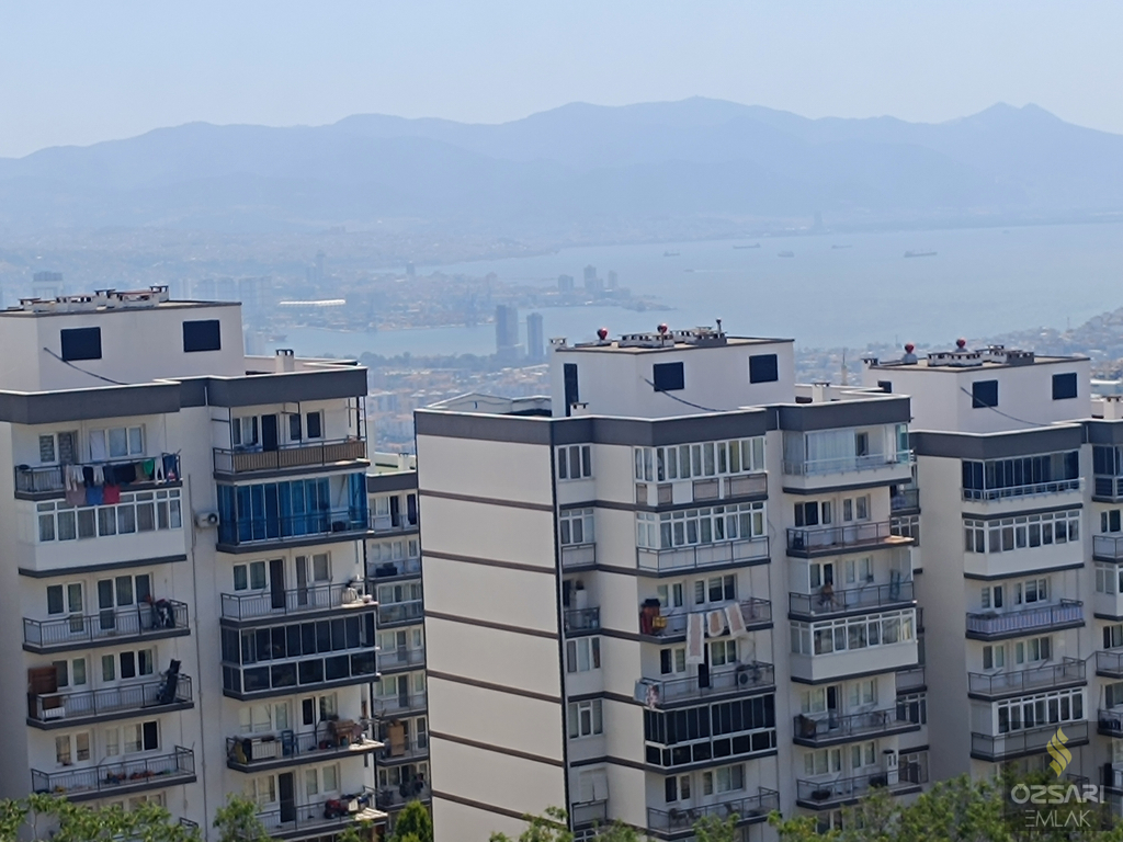 BORNOVA EVKA 4 FULL YAPILI DENİZ MANZARALI FIRSAT SATILIK DAİRE