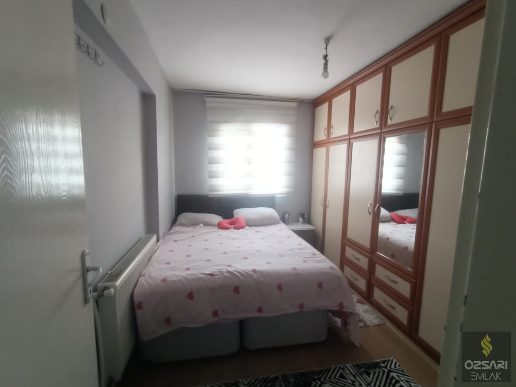 BORNOVA EVKA 4 KUPON DOĞALGAZLI GÜNEY CEPHE SATILIK DAİRE