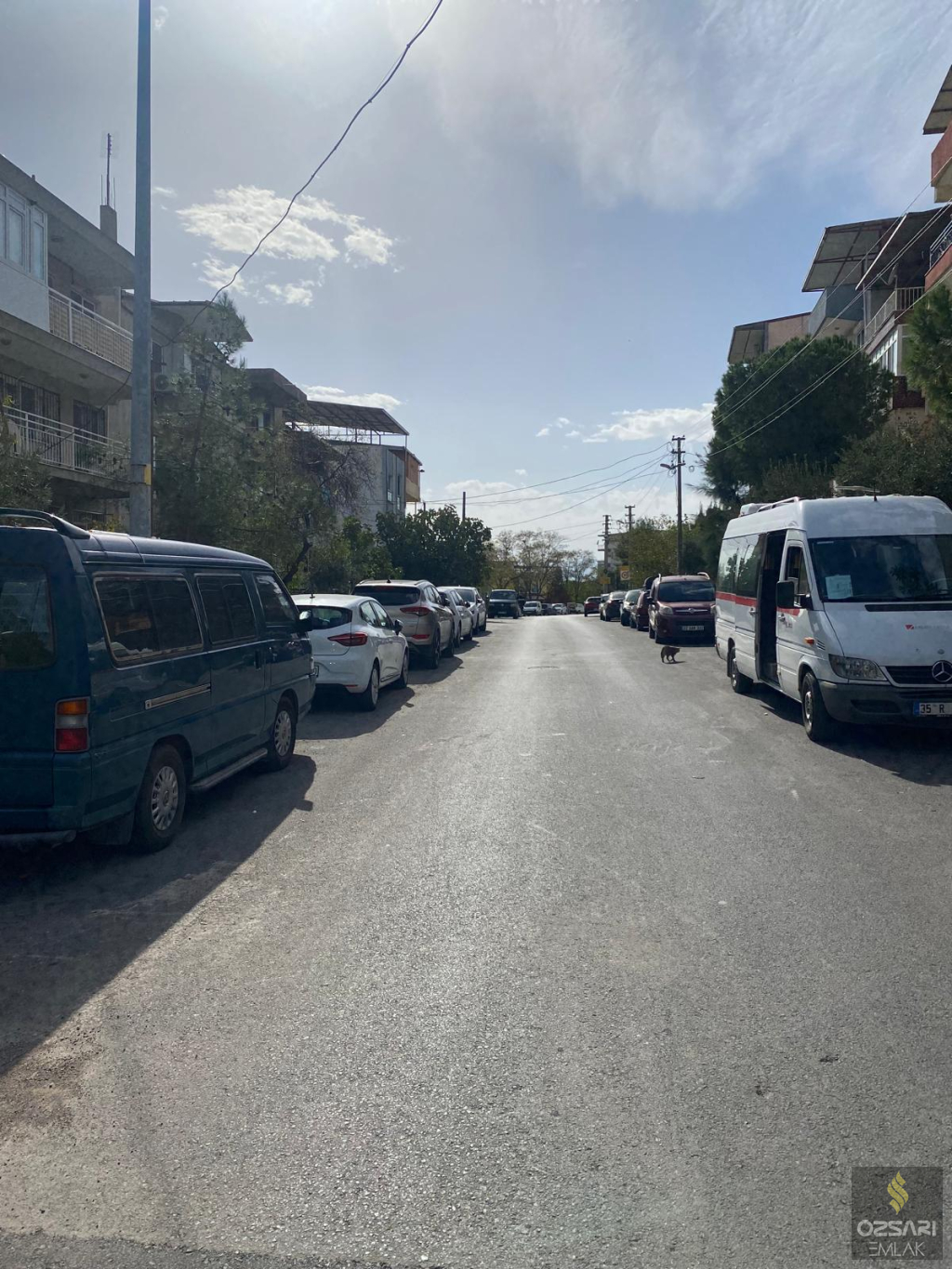 Bornova İnönü Mah. 4katlı 4daireli Komple Satılık Bina