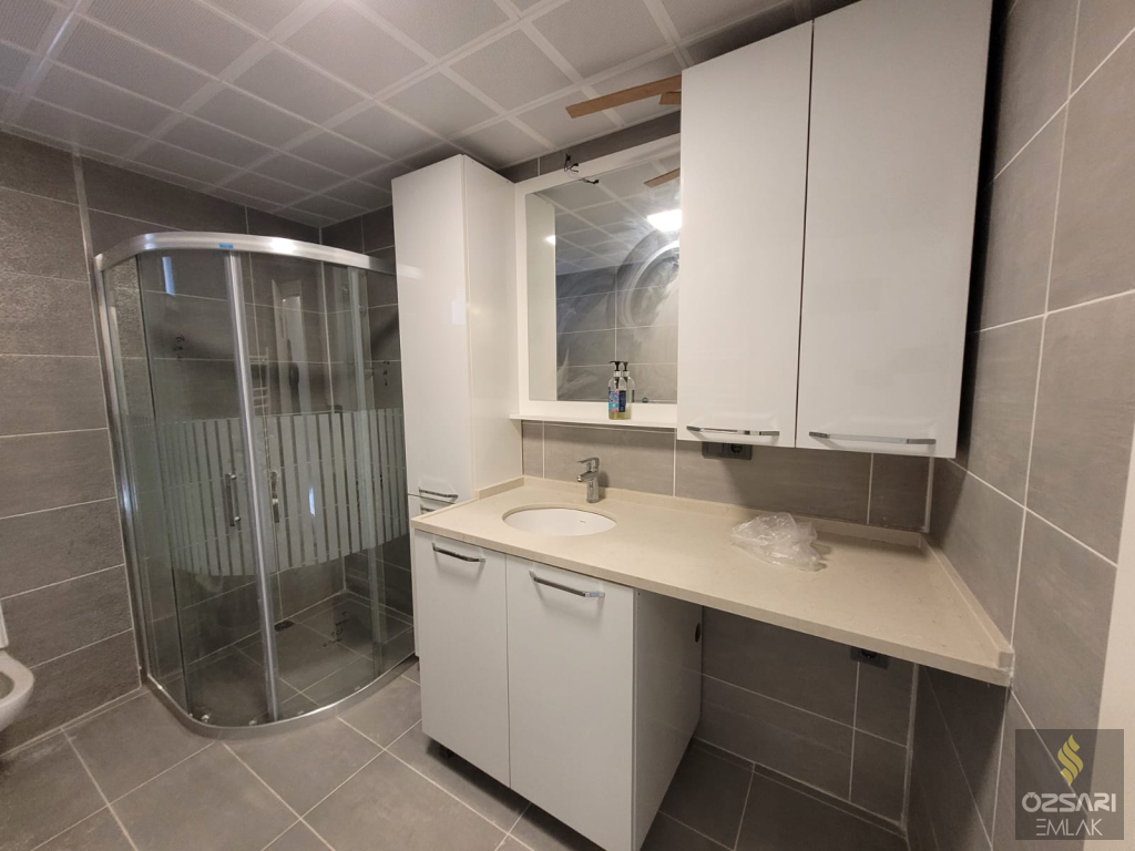 Bornova İnönü mah. 2+1 doğalgazlı klimalı, Deniz manzaralı kiralık DairE