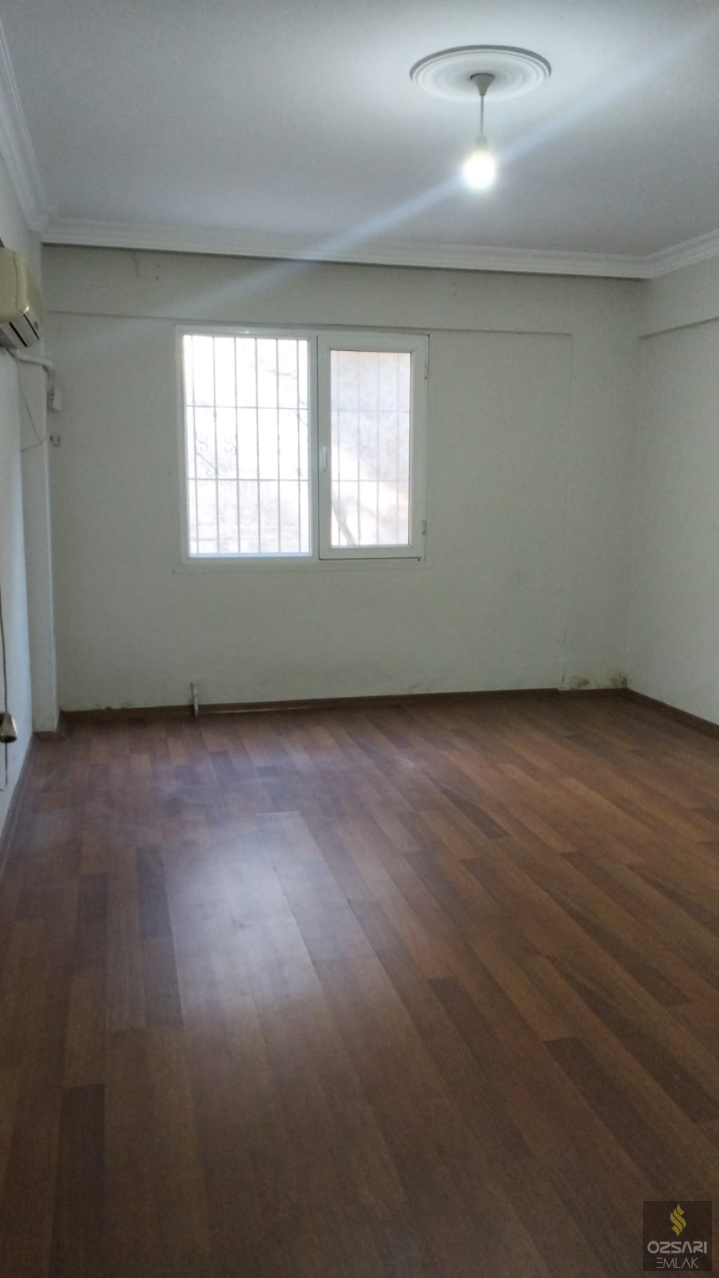 Bornova Atatürk mah. 3+1 Bahçe katı 3cephe Satılık Daire