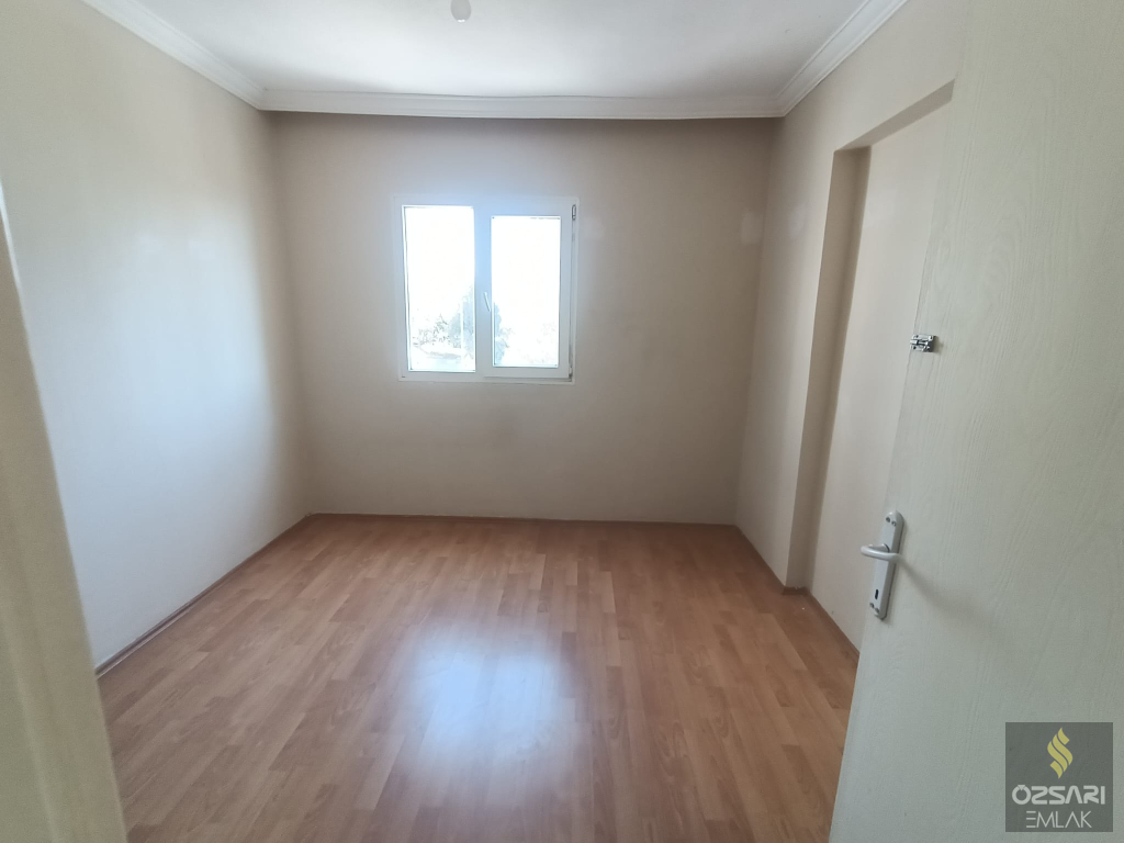 BORNOVA EVKA 4 2+1 DENİZ MANZARALI KİRALIK DAİRE