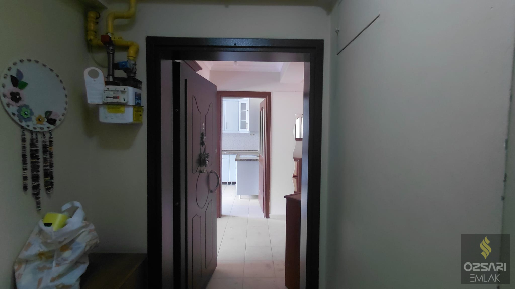 BAYRAKLI OSMAN GAZİ ASKERLİK ŞUBESİ ÇAPRAZI FULL YAPILI DOĞAL GAZLI FERAH DAİRE