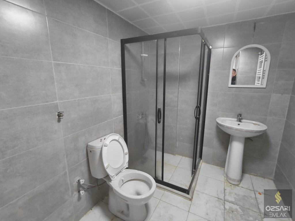 BORNOVA EVKA 4 FULL YAPILI GÜNEY CEPHE DOĞALGAZLI 3+1 KİRALIK DAİRE