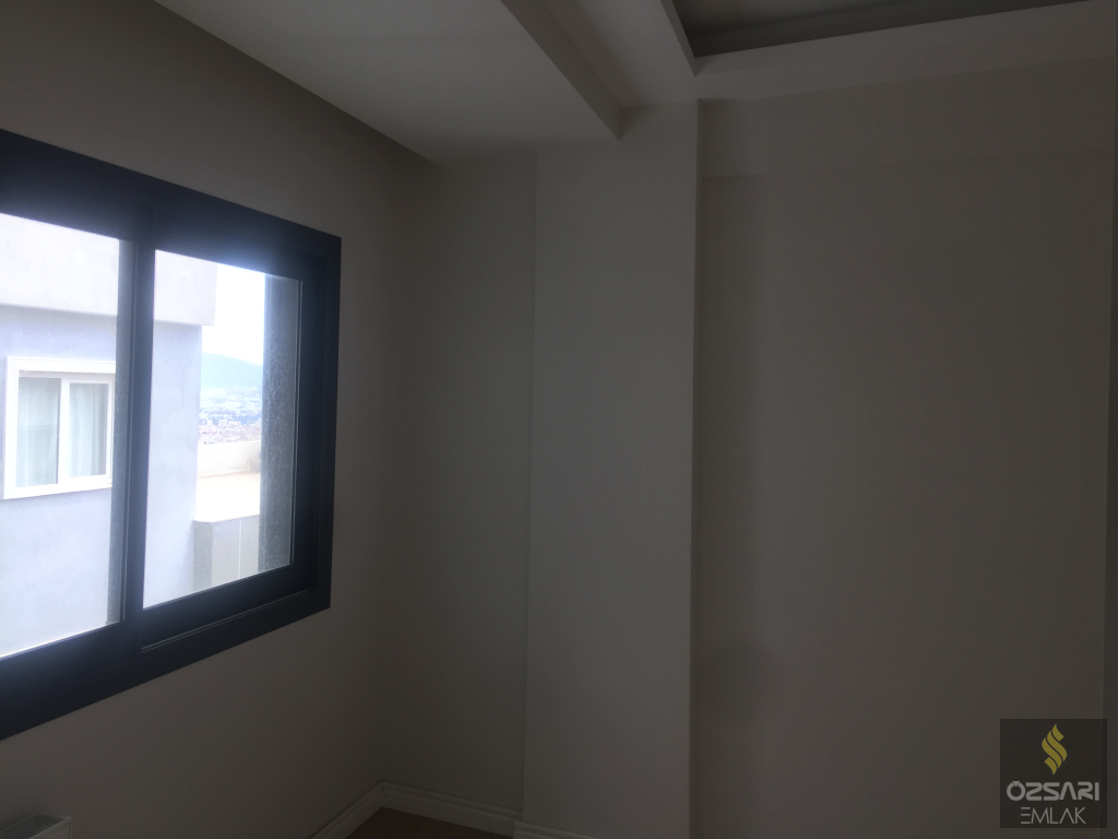 BAYRAKLI ŞEHİR HASTANESİ KARŞISI 2+1 YENİ BİNA KİRALIK DAİRE