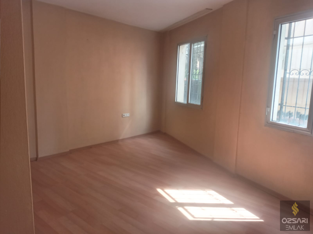 ALTINDAĞDA RESMİ İKİ KAT İMARLI SATILIK BİNA