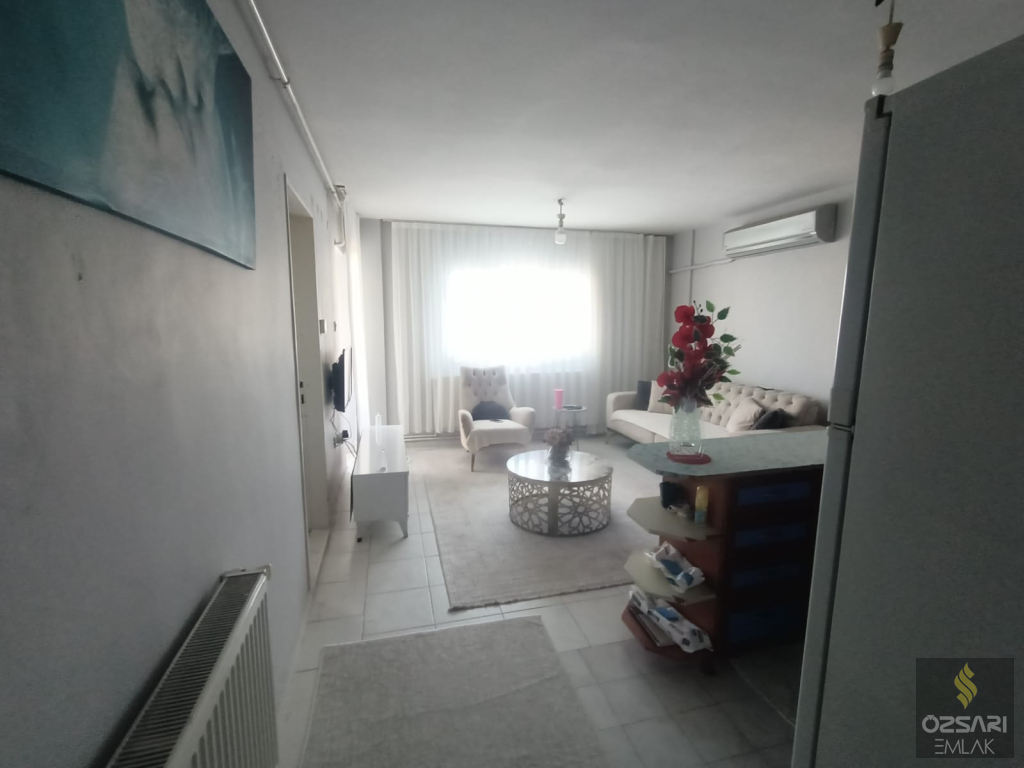 BORNOVA EVKA 4 KUPON DOĞALGAZLI GÜNEY CEPHE SATILIK DAİRE