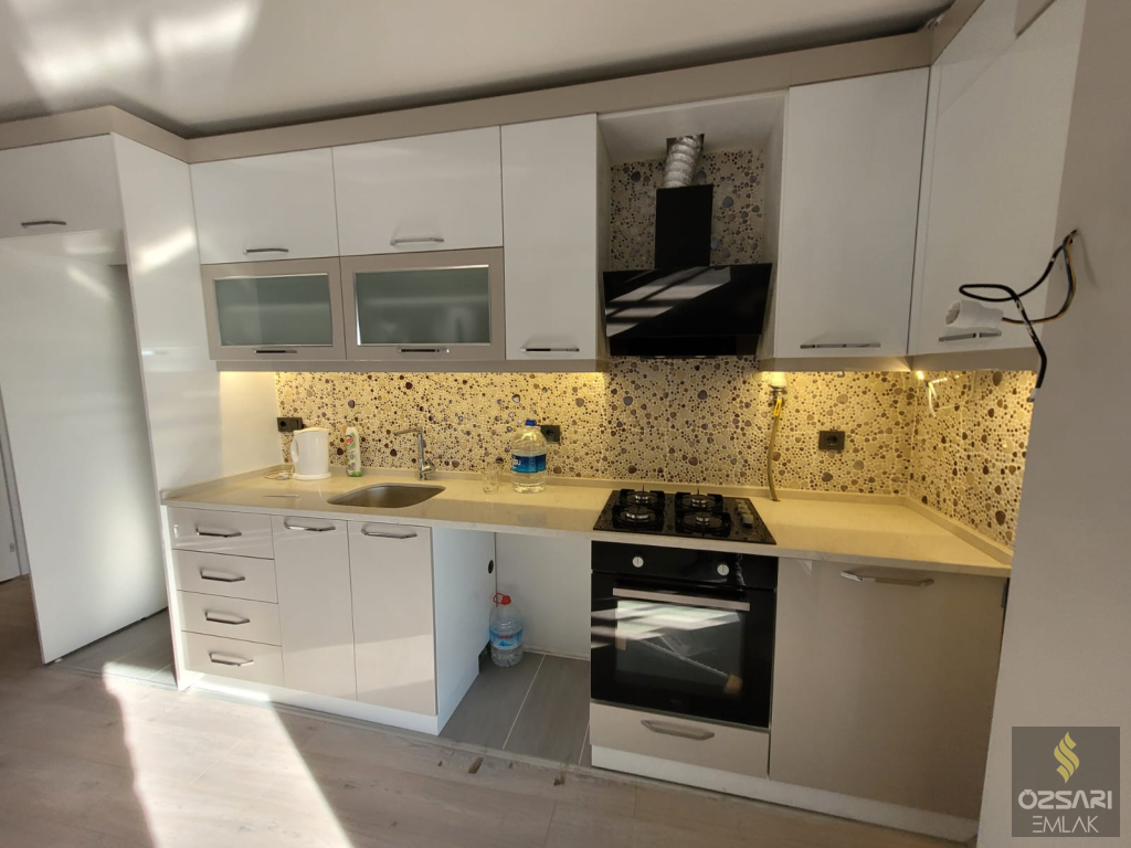 Bornova İnönü mah. 2+1 doğalgazlı klimalı, Deniz manzaralı kiralık DairE