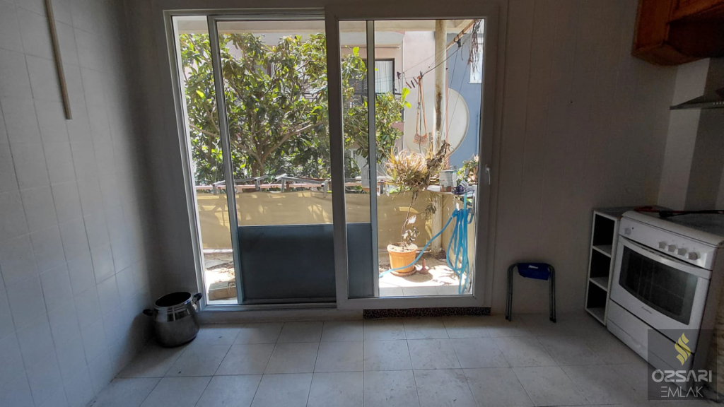 BORNOVA İNÖNÜ MAHALLESİNDE 3+1 KİRALIK DAİRE