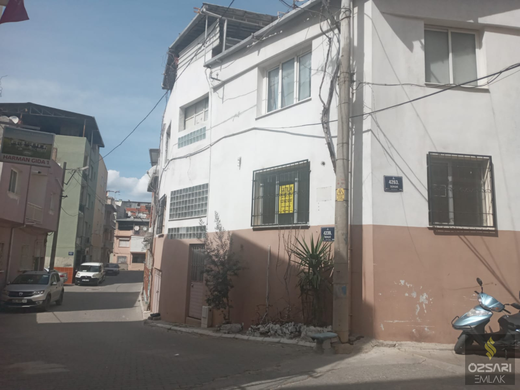 ALTINDAĞDA RESMİ İKİ KAT İMARLI SATILIK BİNA