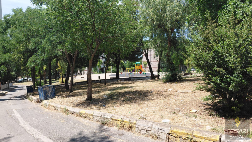 BUCA EVKA 1 DE DOĞALGAZLI ACİL SATILIK FIRSAT DAİRE