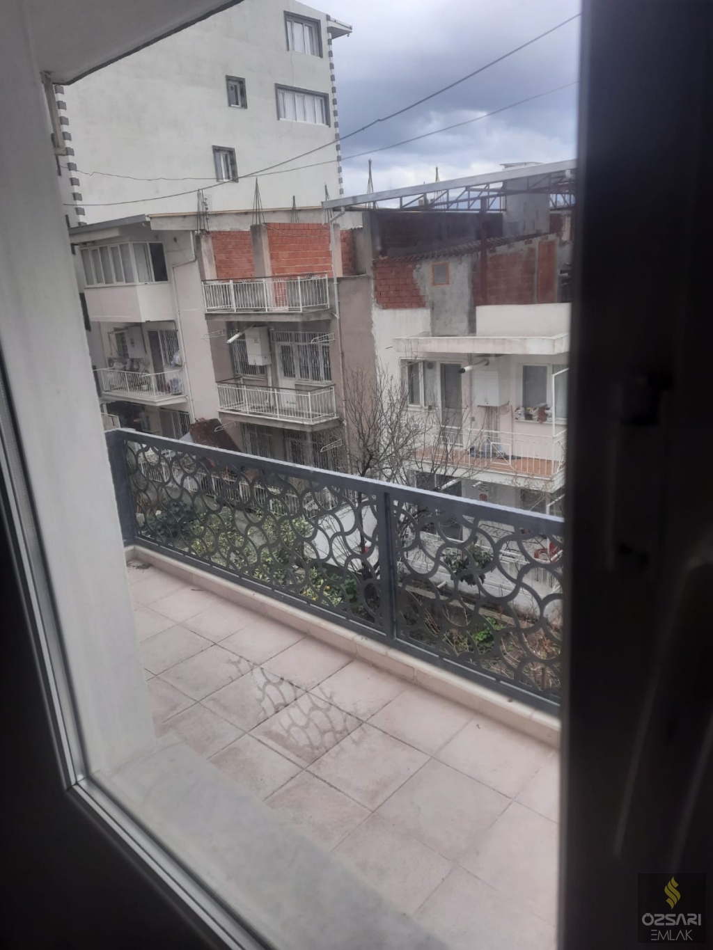BORNOVA  ATATÜRK MAH. YAVUZ CAD. ARKASI 3+1 KİRALIK DAİRE