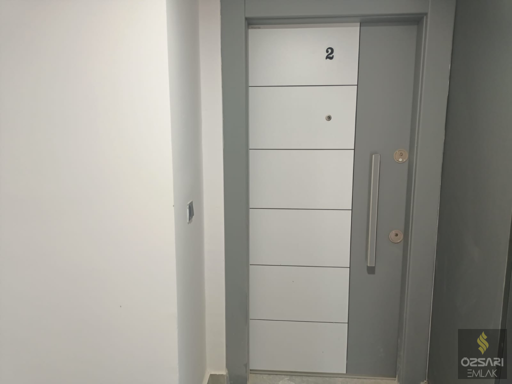BAYRAKLI\'DA YÜZBAŞI HAKKI CADDESİNE YAKIN 3+1 SIFIR DAİRE