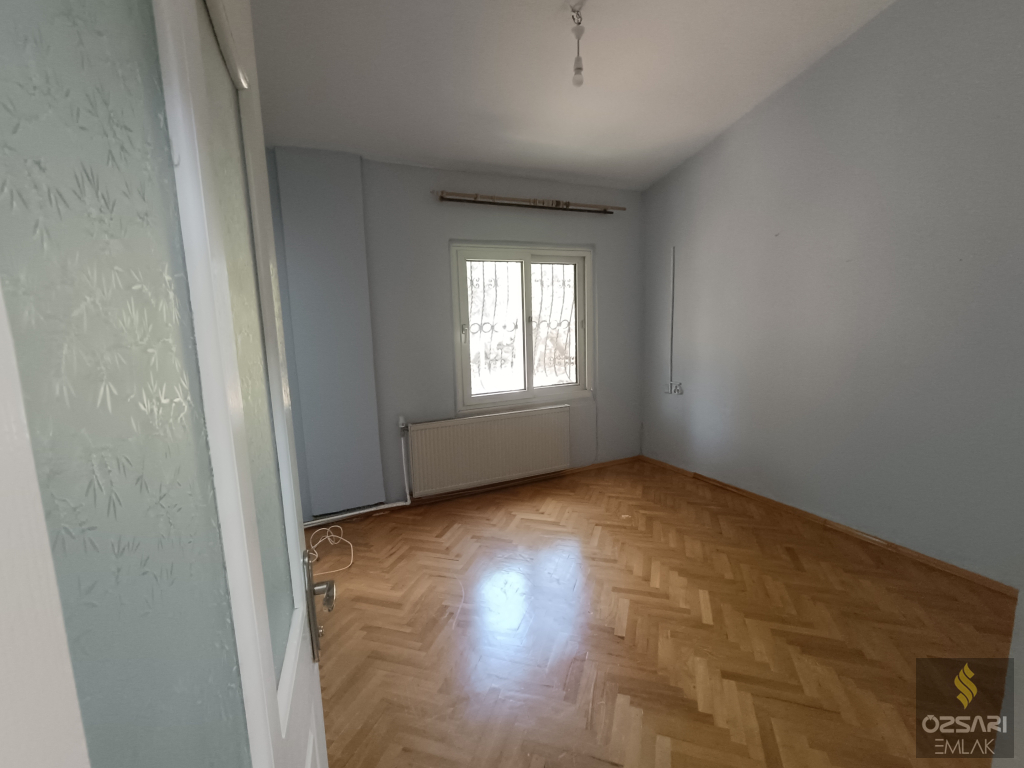 BORNOVA ATATÜRK MAHALLESİNDE MÜSTAKİL 3+1DUBLEKS BAHÇELİ SATILIK