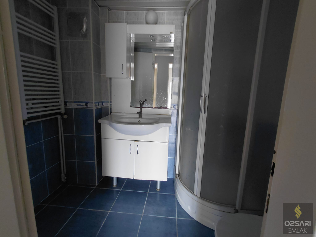 BORNOVA EVKA4 FULL YAPILI 2+1 SATILIK KAPALI MUTFAK DAİRE