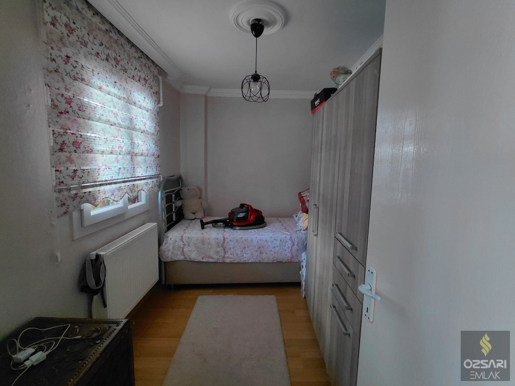 BORNOVA EVKA 4 2+1 DOĞALGAZLI SATILIK DAİRE