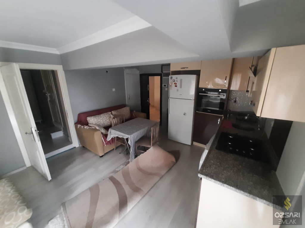 Bornova Atatürk mah. Eşyalı 1+1 kiralık Daire