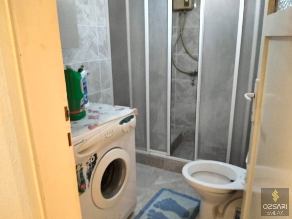 BORNOVA İNÖNÜ MAHALLESİNDE FULL EŞYALI KLİMALI KİRALIK DAİRE