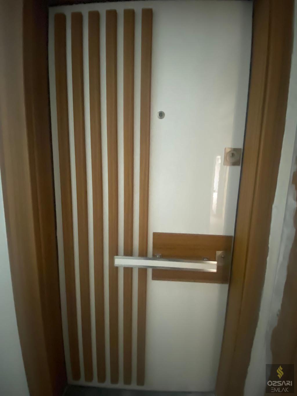 BAYRAKLI ŞEHİR HASTANESİNE YAKIN 2+1 YENİ SATILIK DAİRE
