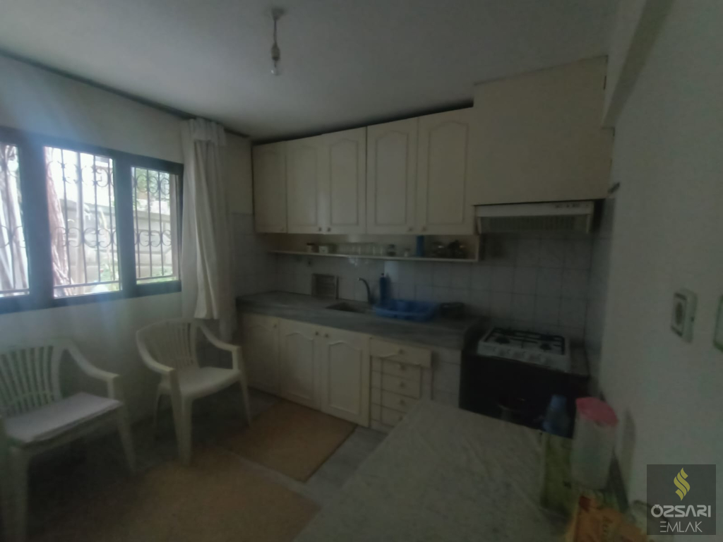 BORNOVA İNÖNÜ MAHALLESİNDE 2+1 EŞYALI DAİRE